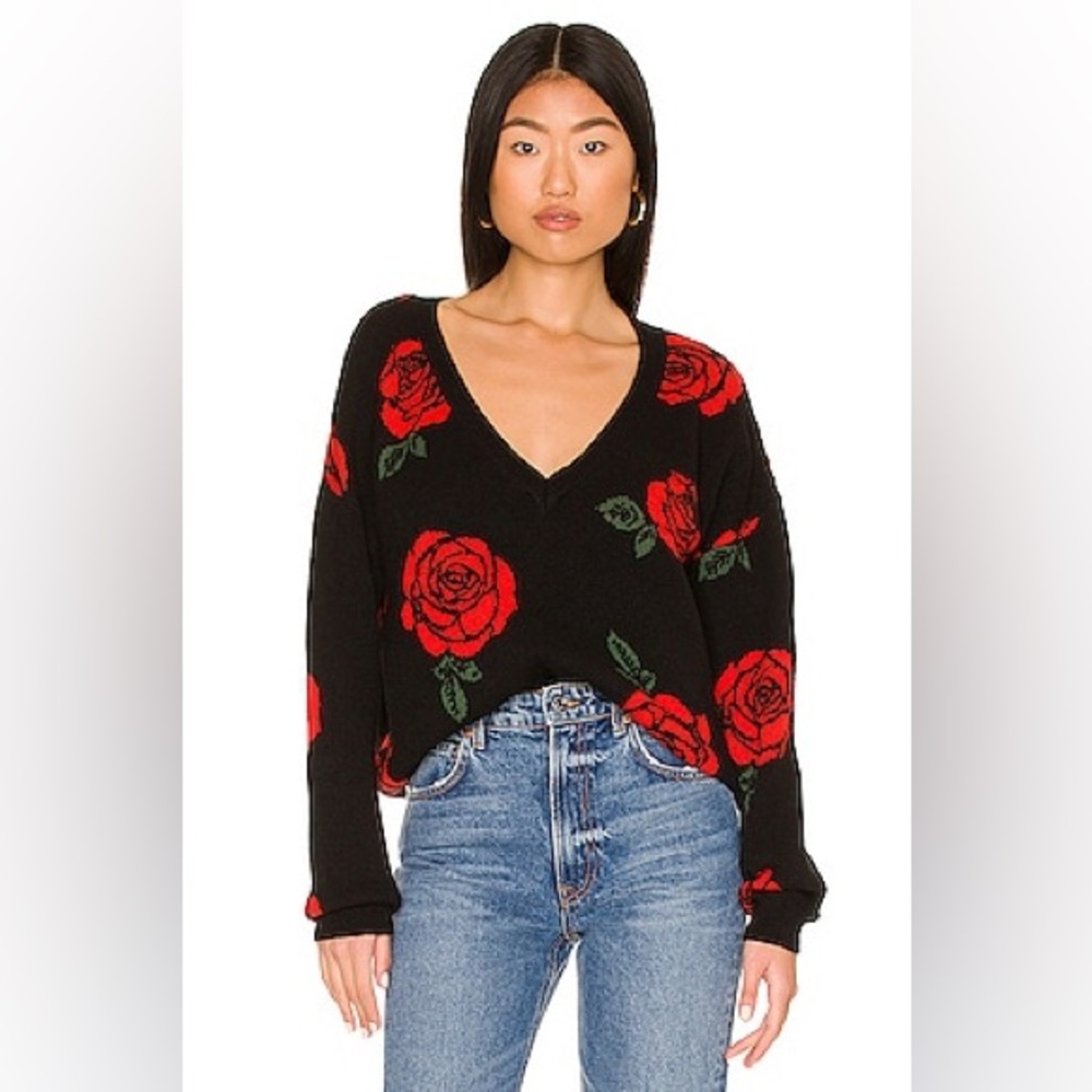 Beach Riot Joey Sweater in Red Roses - Picture 3 of 9
